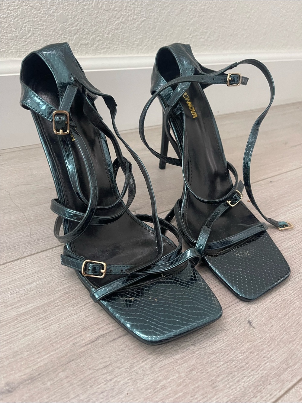 Fashion Nova Emerald Green Snake-Embossed Strappy High Heel Sandals